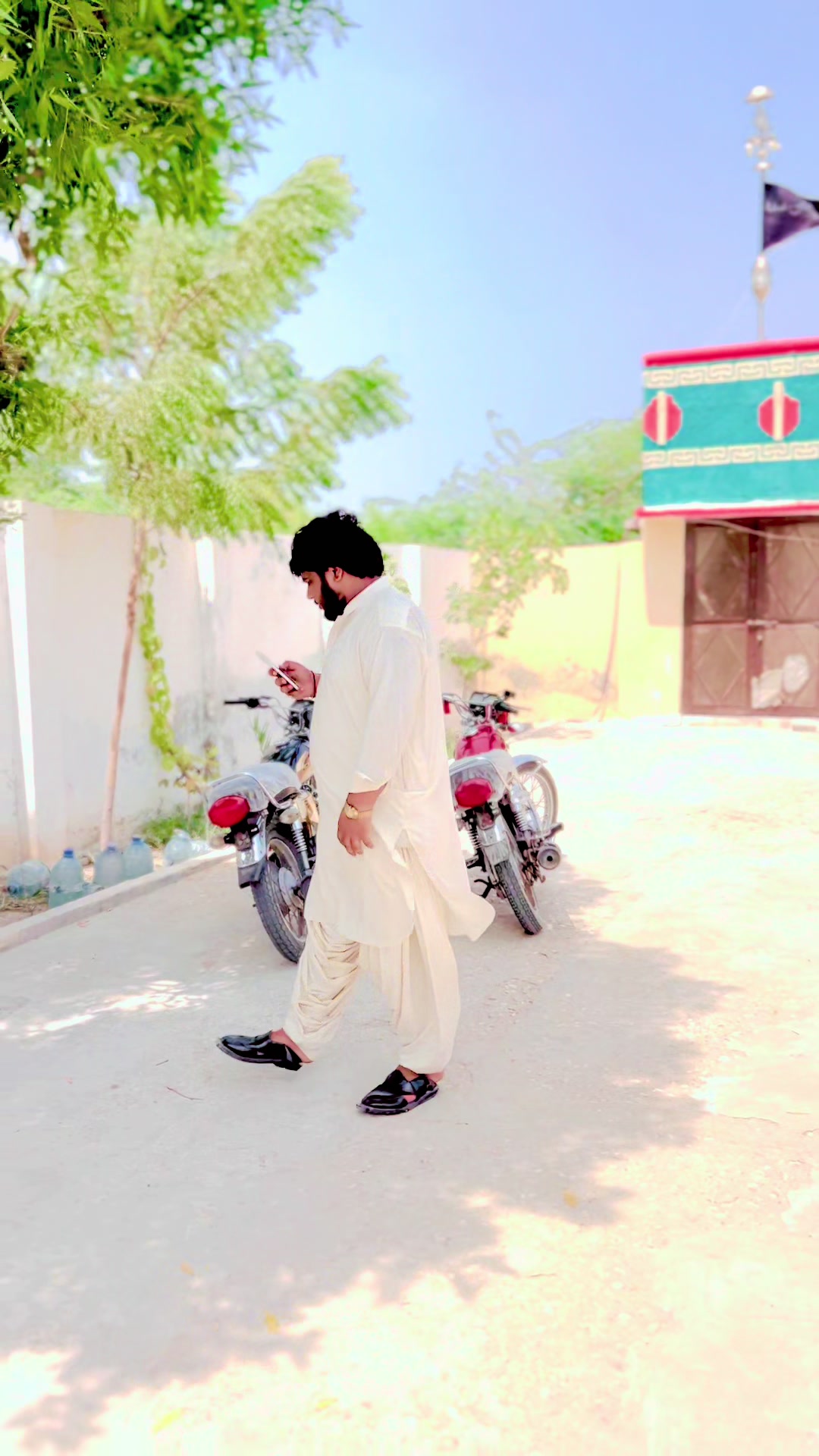 @حنان مری بروچ