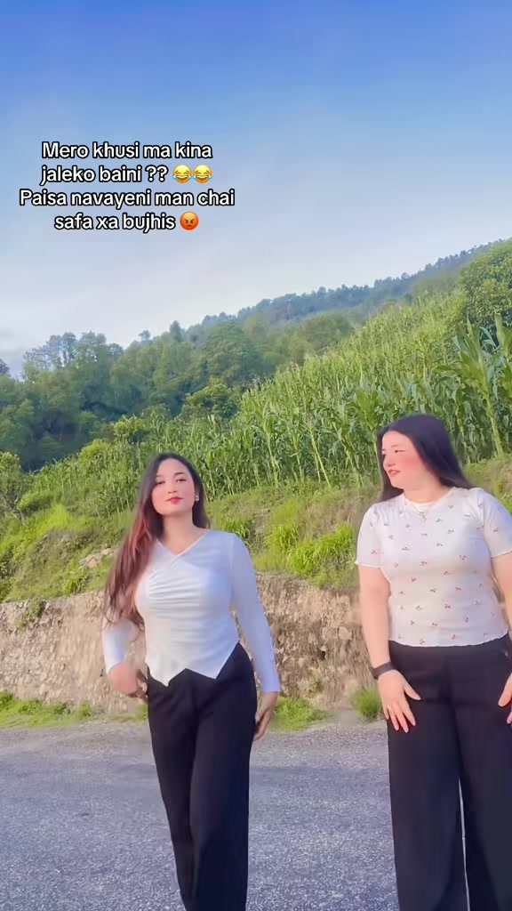 @Meenavlogs