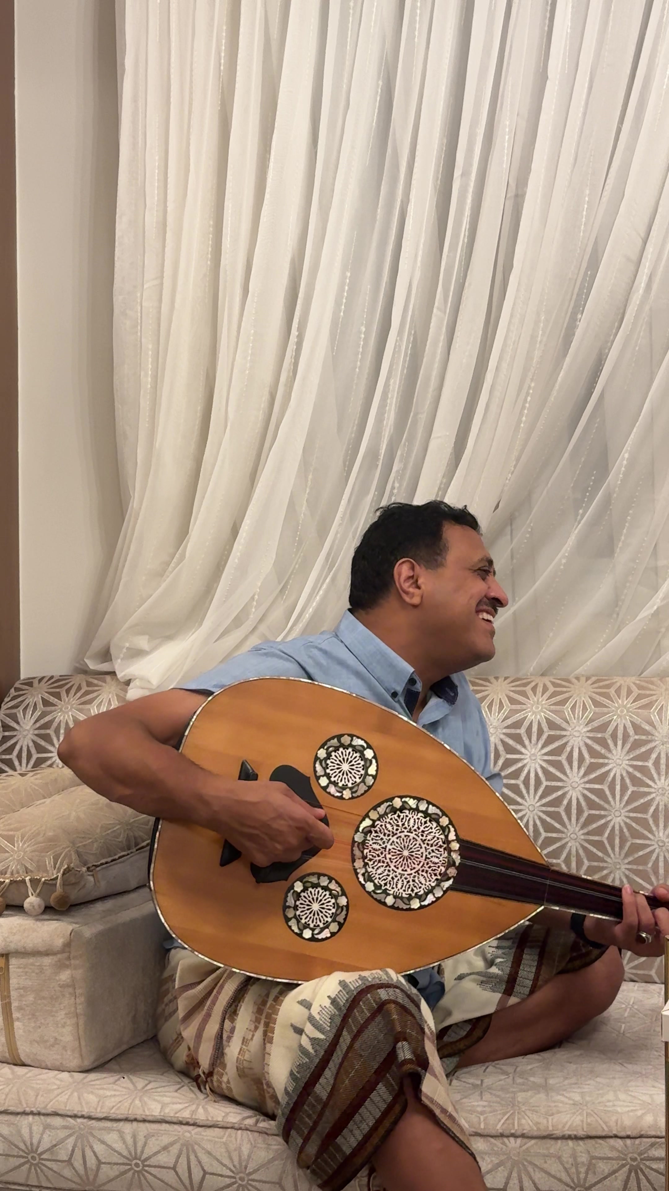 @عبدالرحمن الاخفش