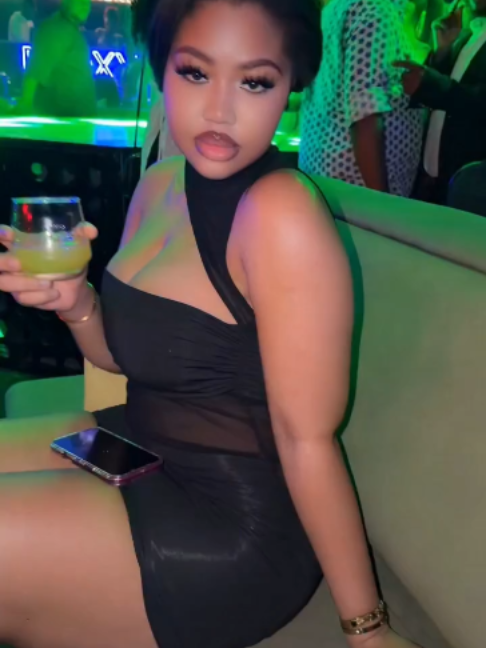@Twerk Queen