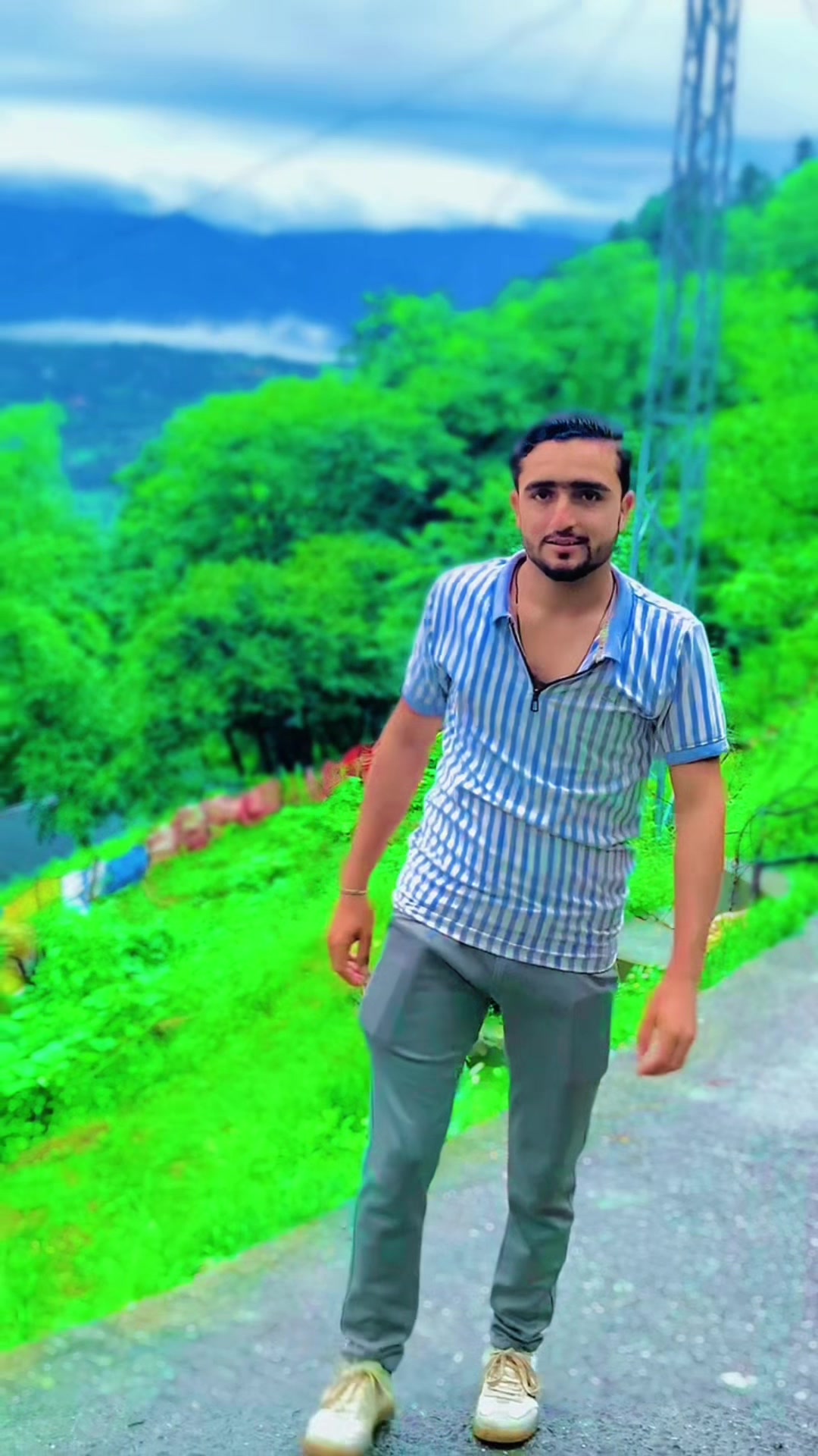 @Mr_ Zeeshan077