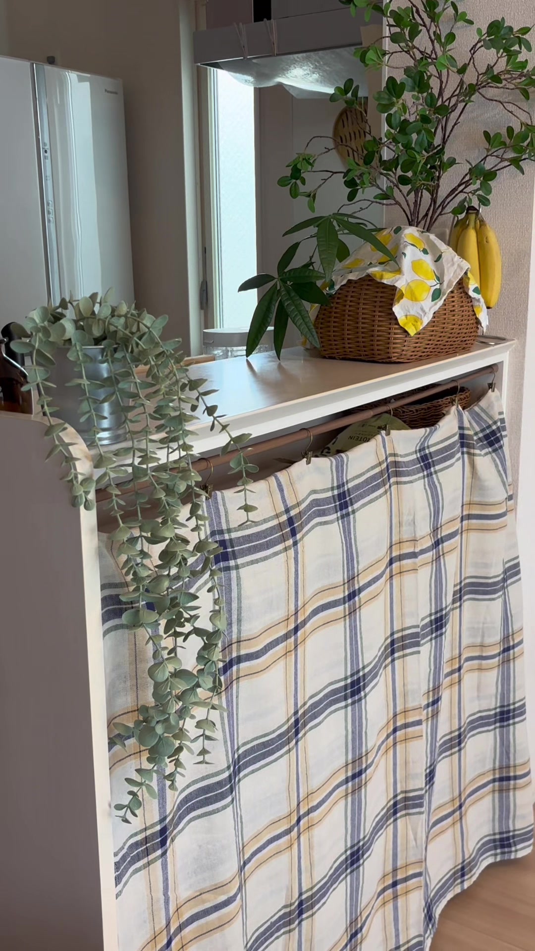 @な の