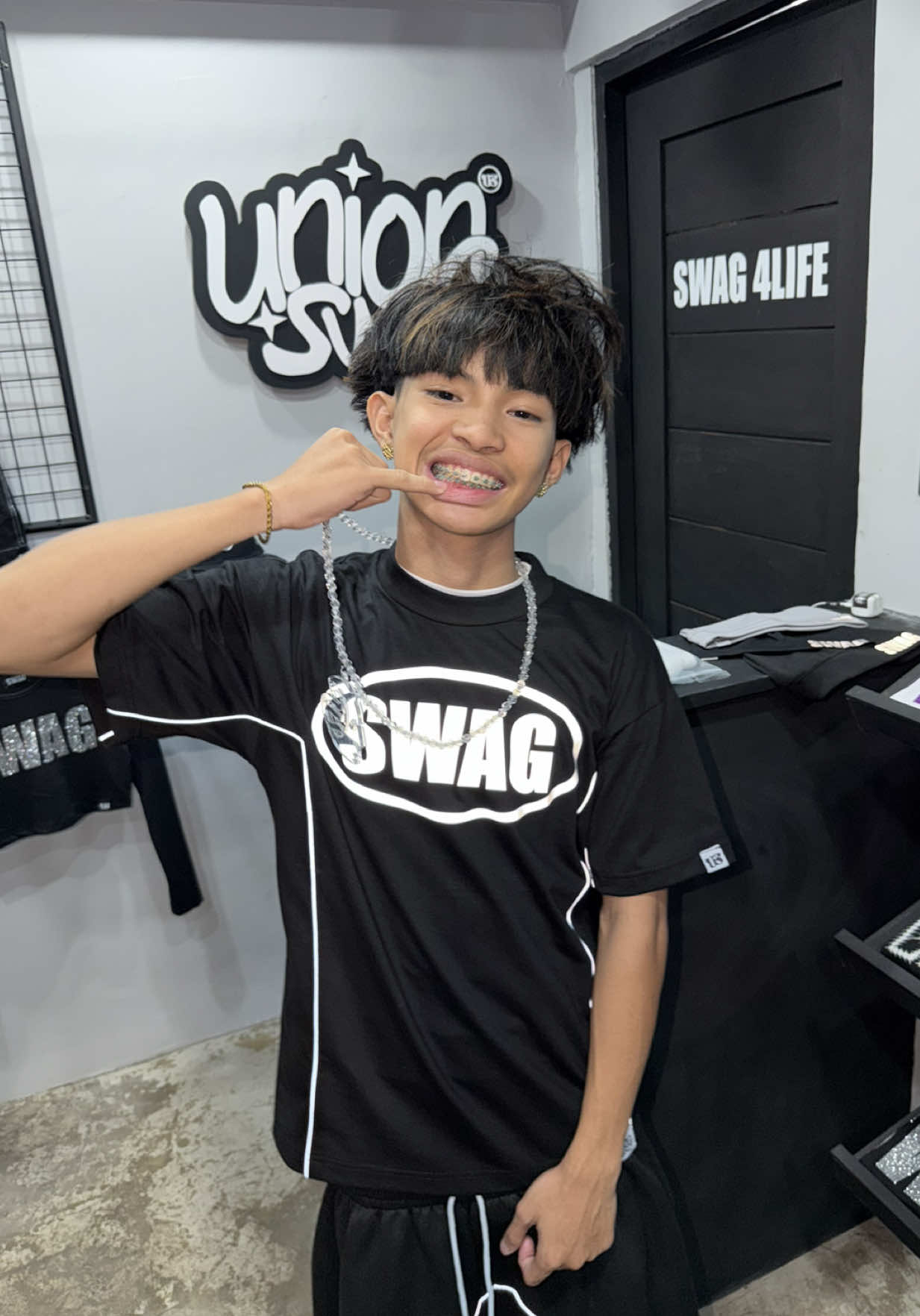 @UNIONSWAG
