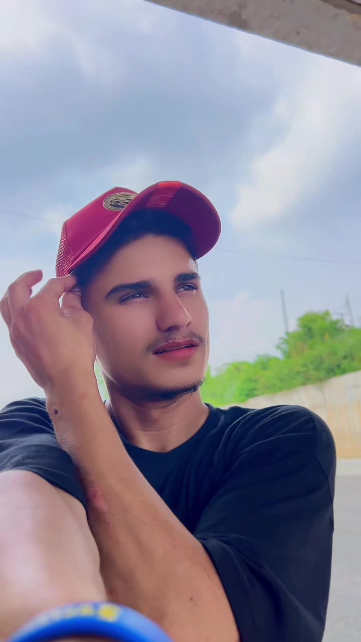 @itx_me_azam_king_46