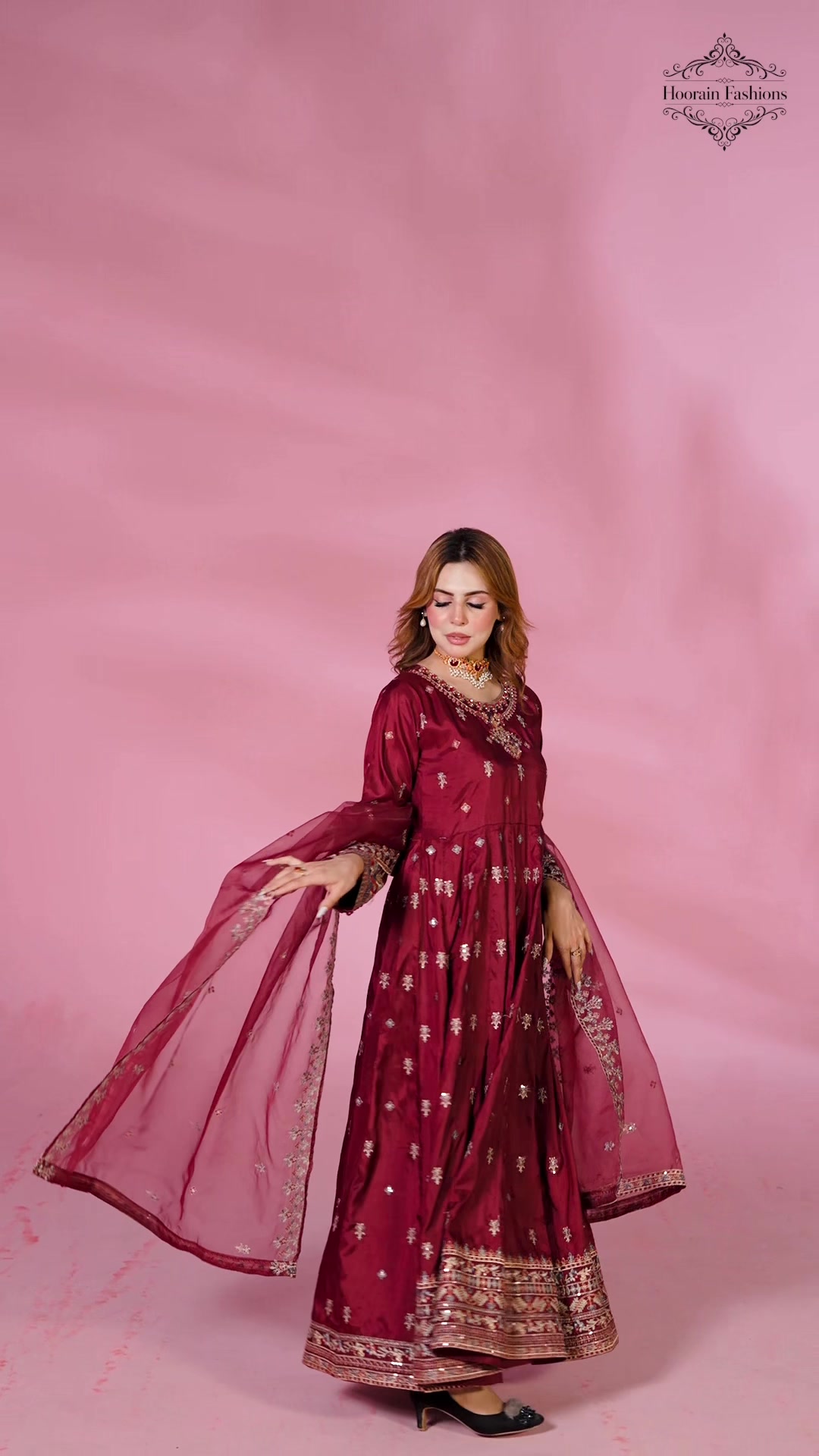 @hoorainfashionsofficial