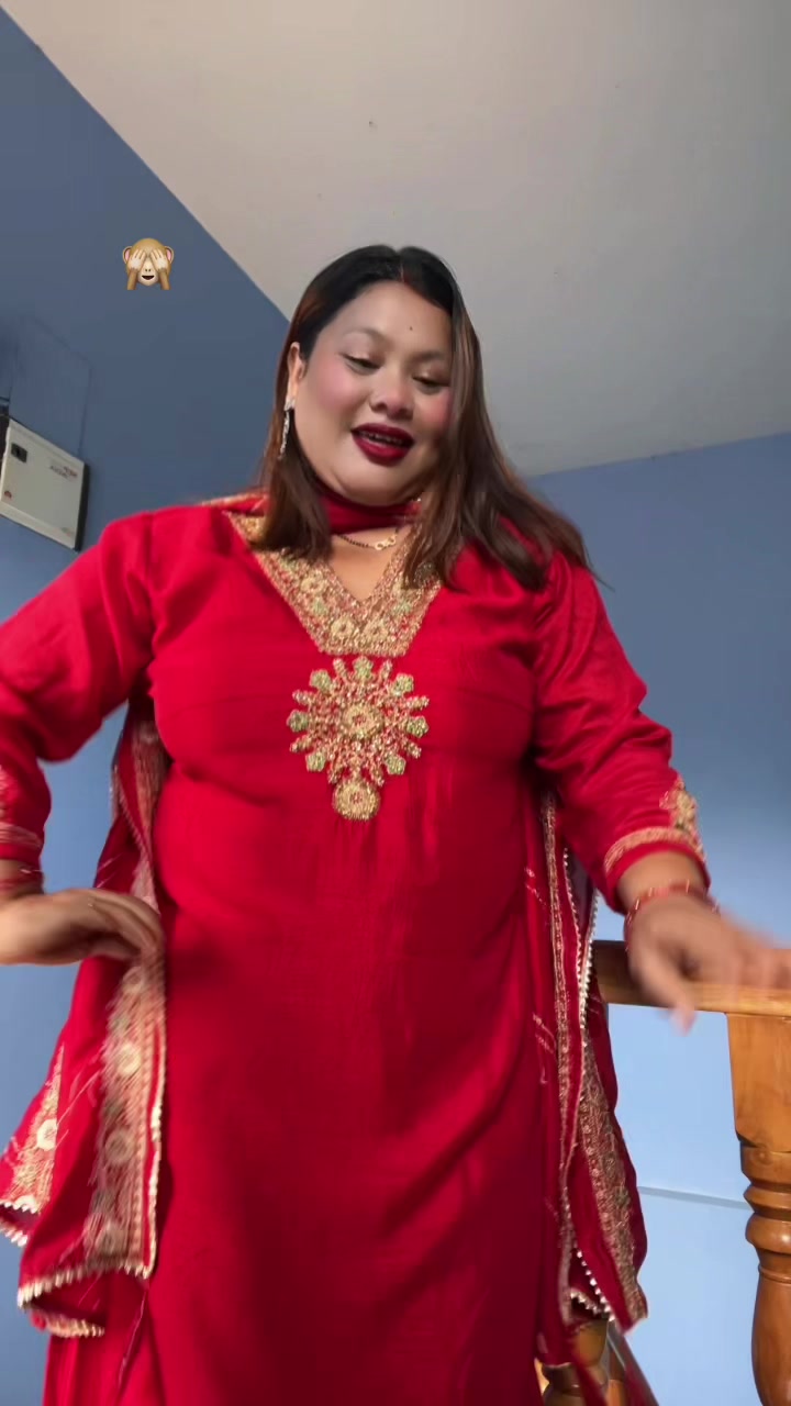 @राधा सेन ठकुरि 🧿🫶