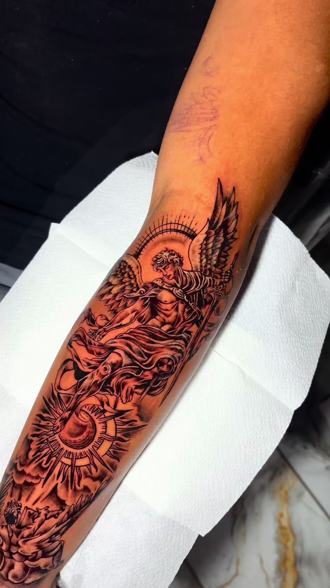 @Jona Tattoo