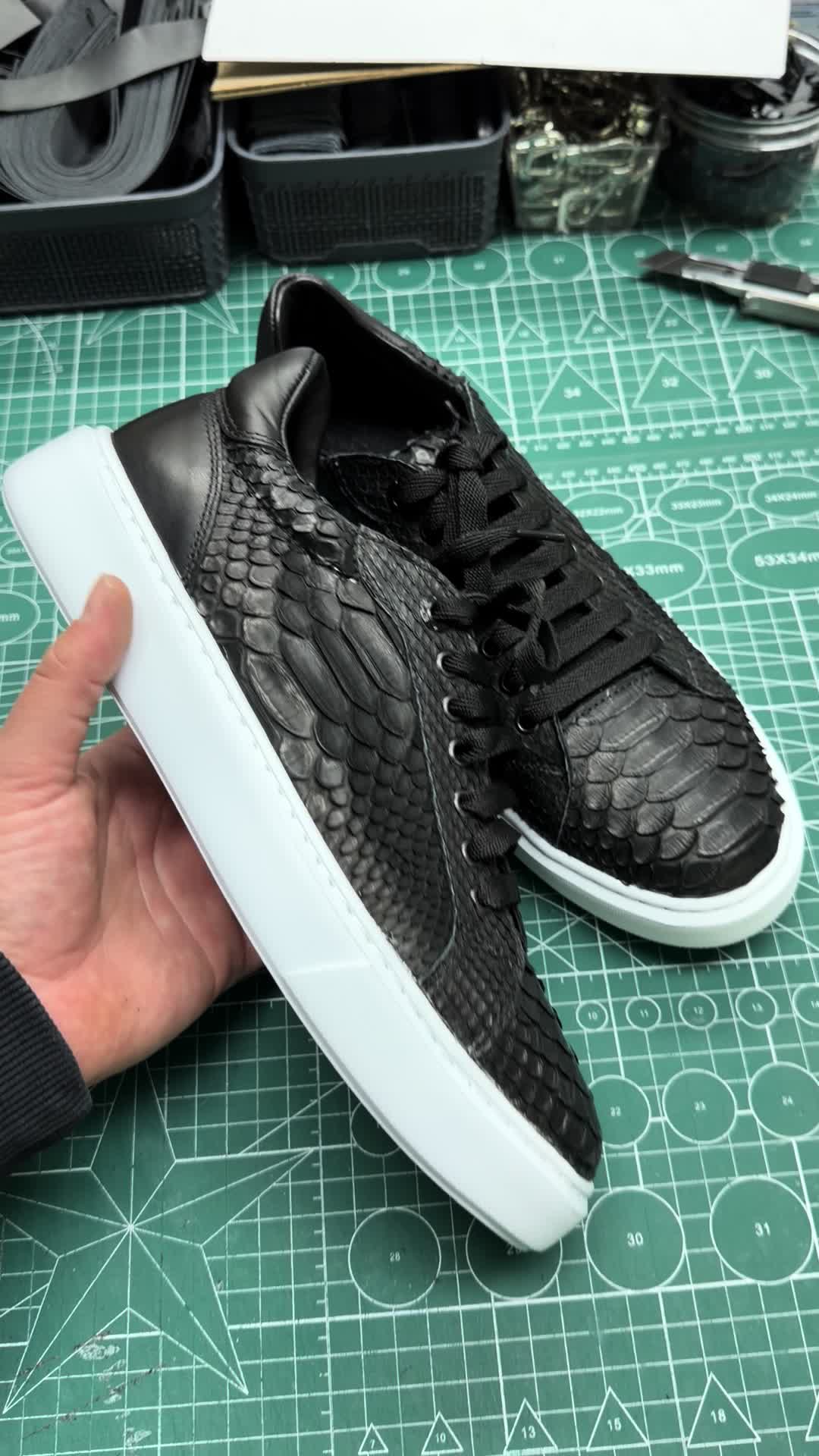 @GM Premium Leather