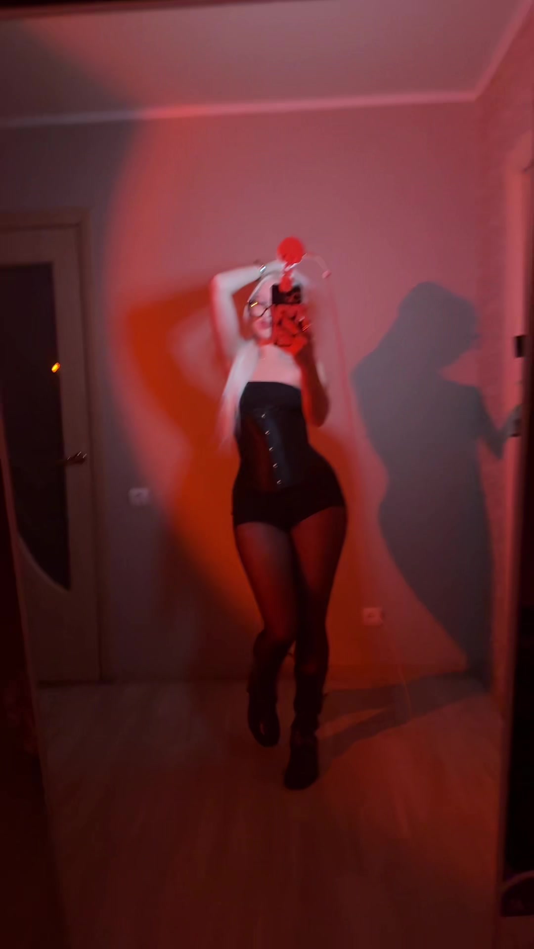 @еся