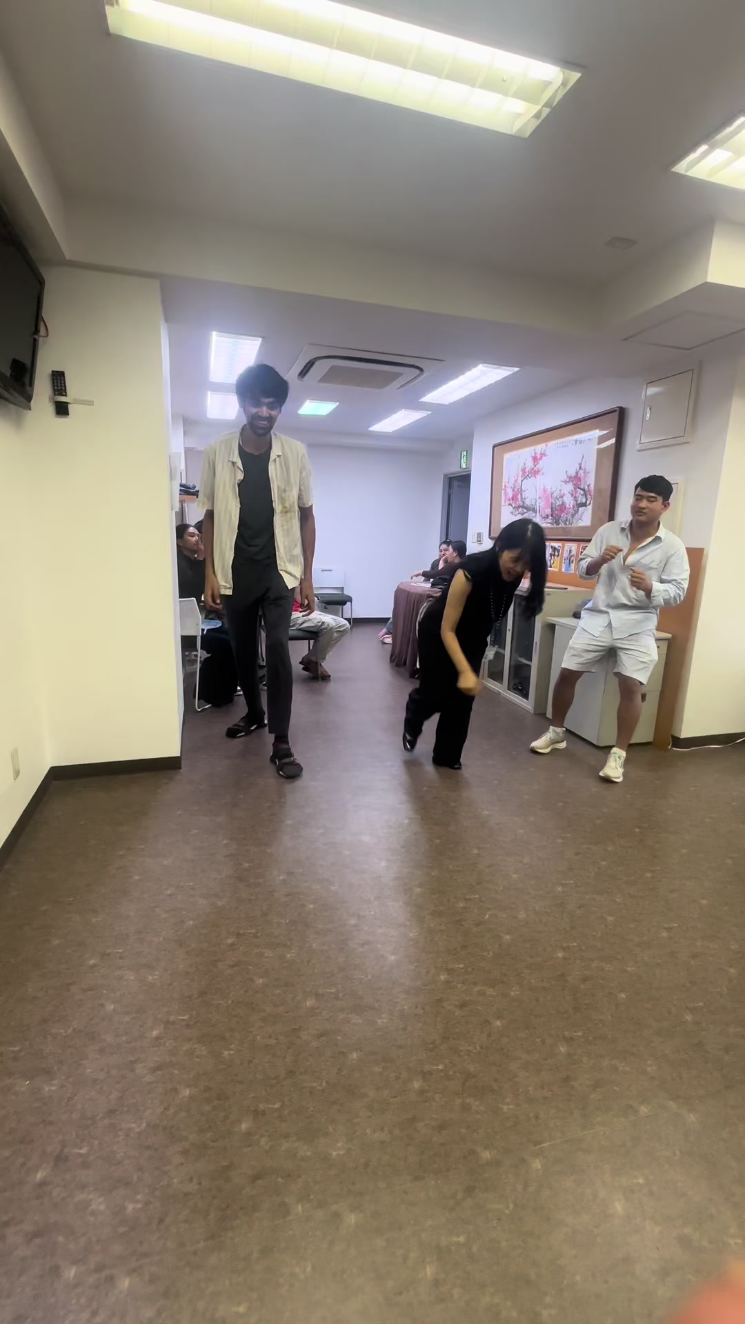 @TallestNepalese in japan🇯🇵