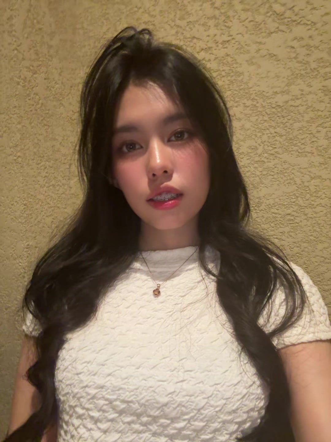 @𝑒