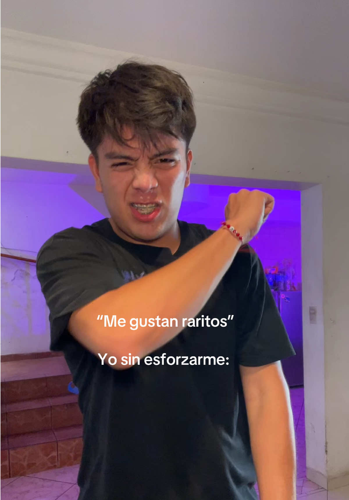@C H A R L Y J O N A T H A N