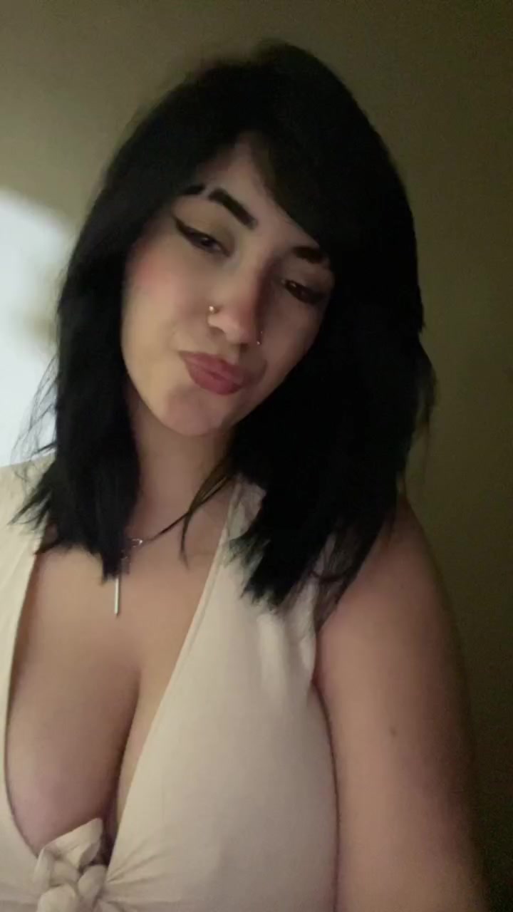 @𝐜𝐡𝐚𝐫𝐧𝐚𝐛𝐨𝐥𝐢