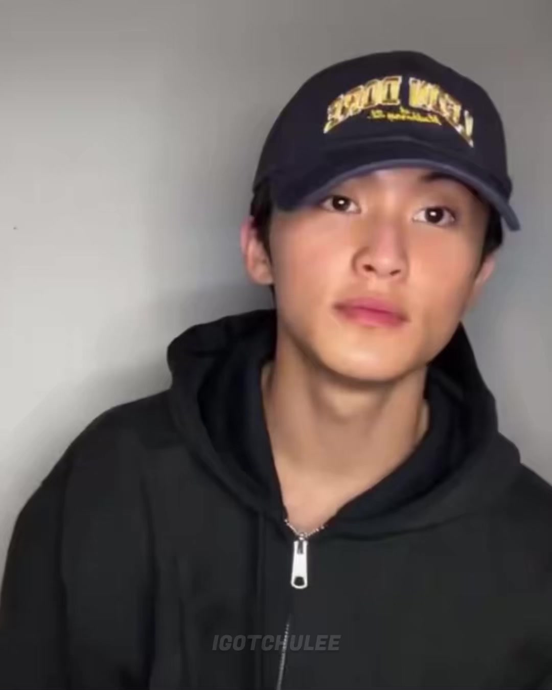 @𝗼𝗻𝗹𝗲𝗲𝗺𝗮𝗿𝗸🐯