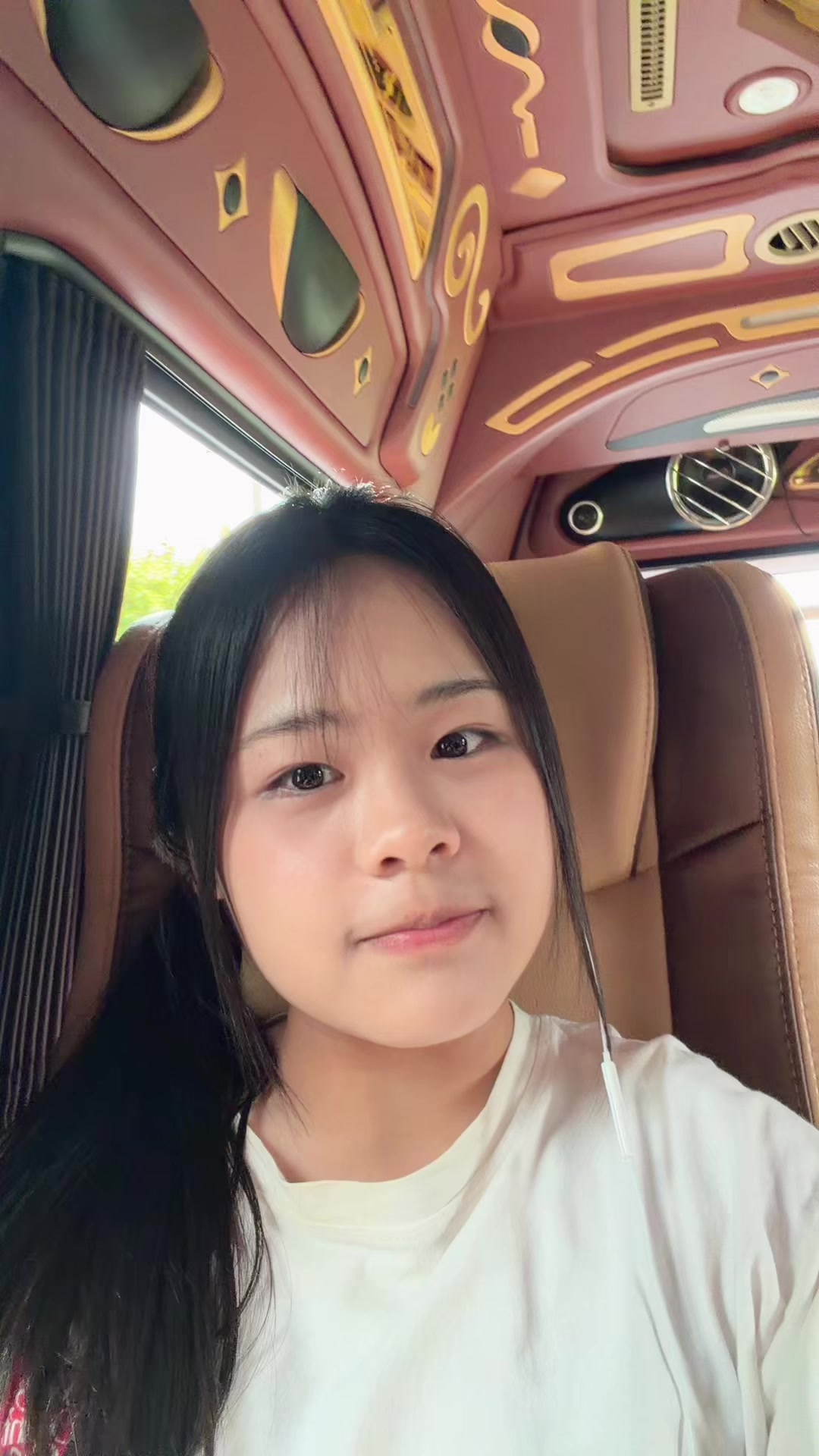 @หมวยเอ๋อ