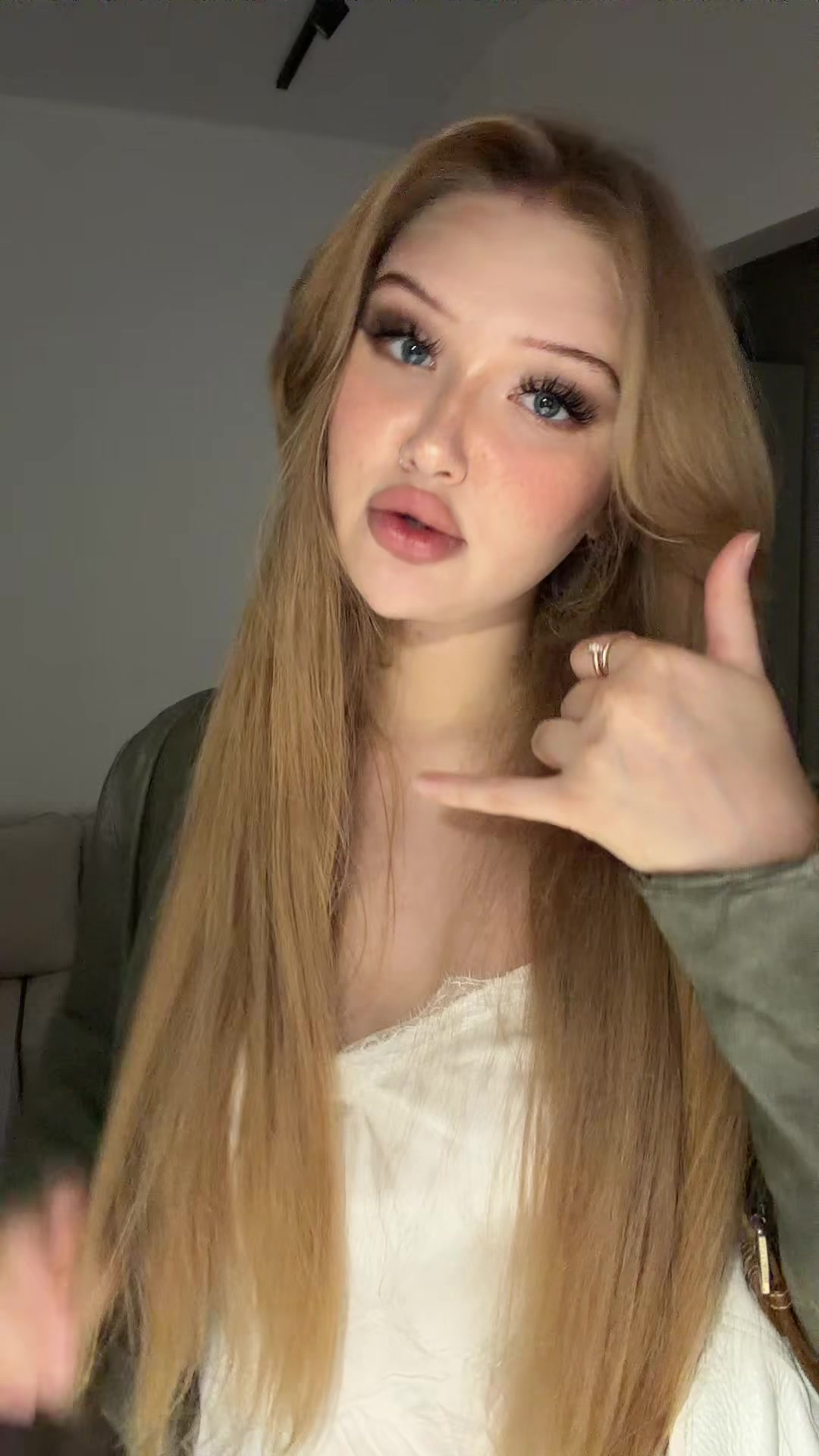 @какое имя?