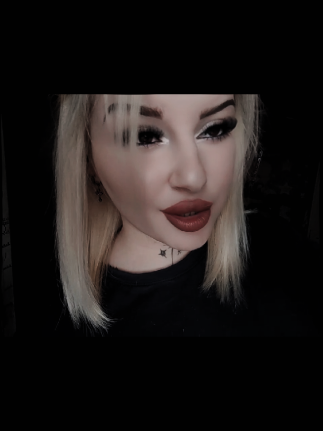 @Милая 🖤