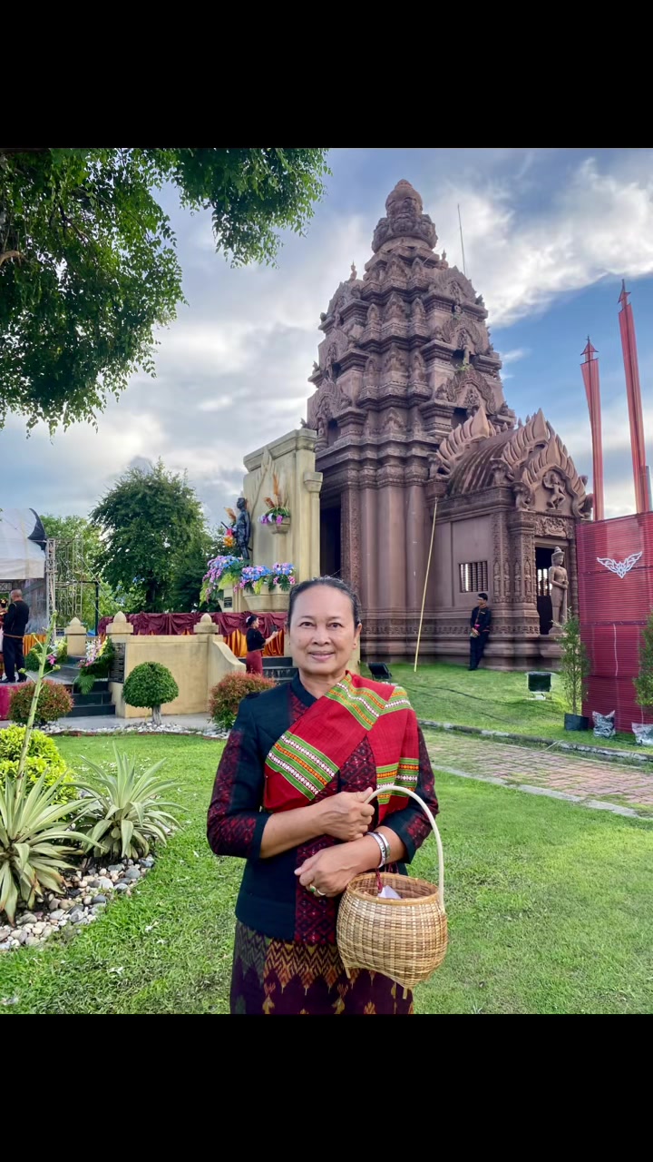 @ทองจันทร์ ศรีสุธรรม