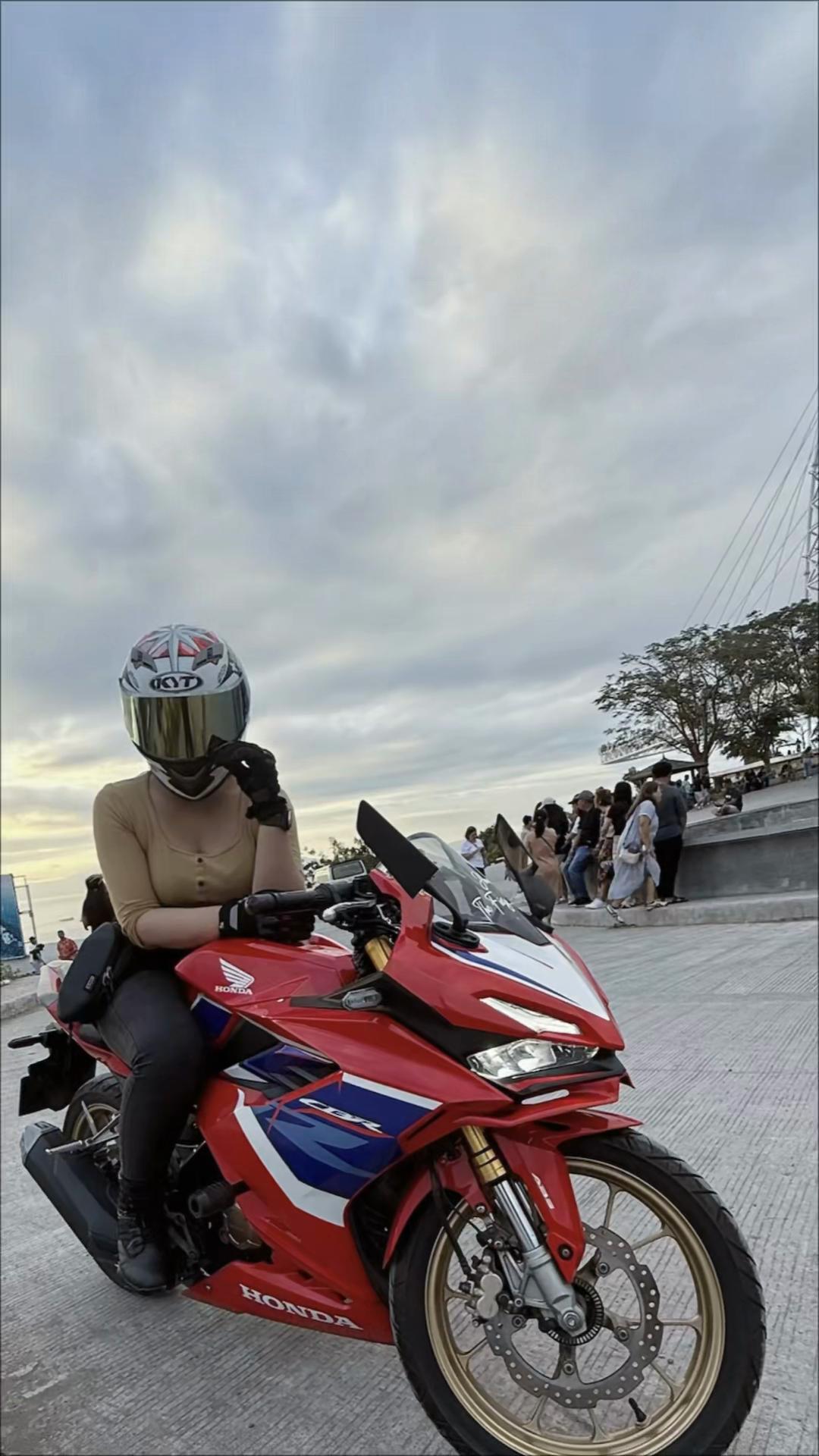 @The Fiery Rider🏍