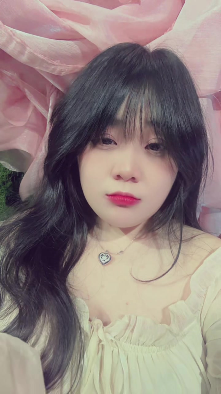 @B&ocirc;ng n&egrave; 👉👈