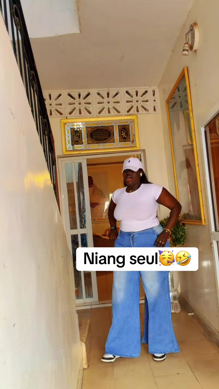 @Bbmita saliou linternational🥳
