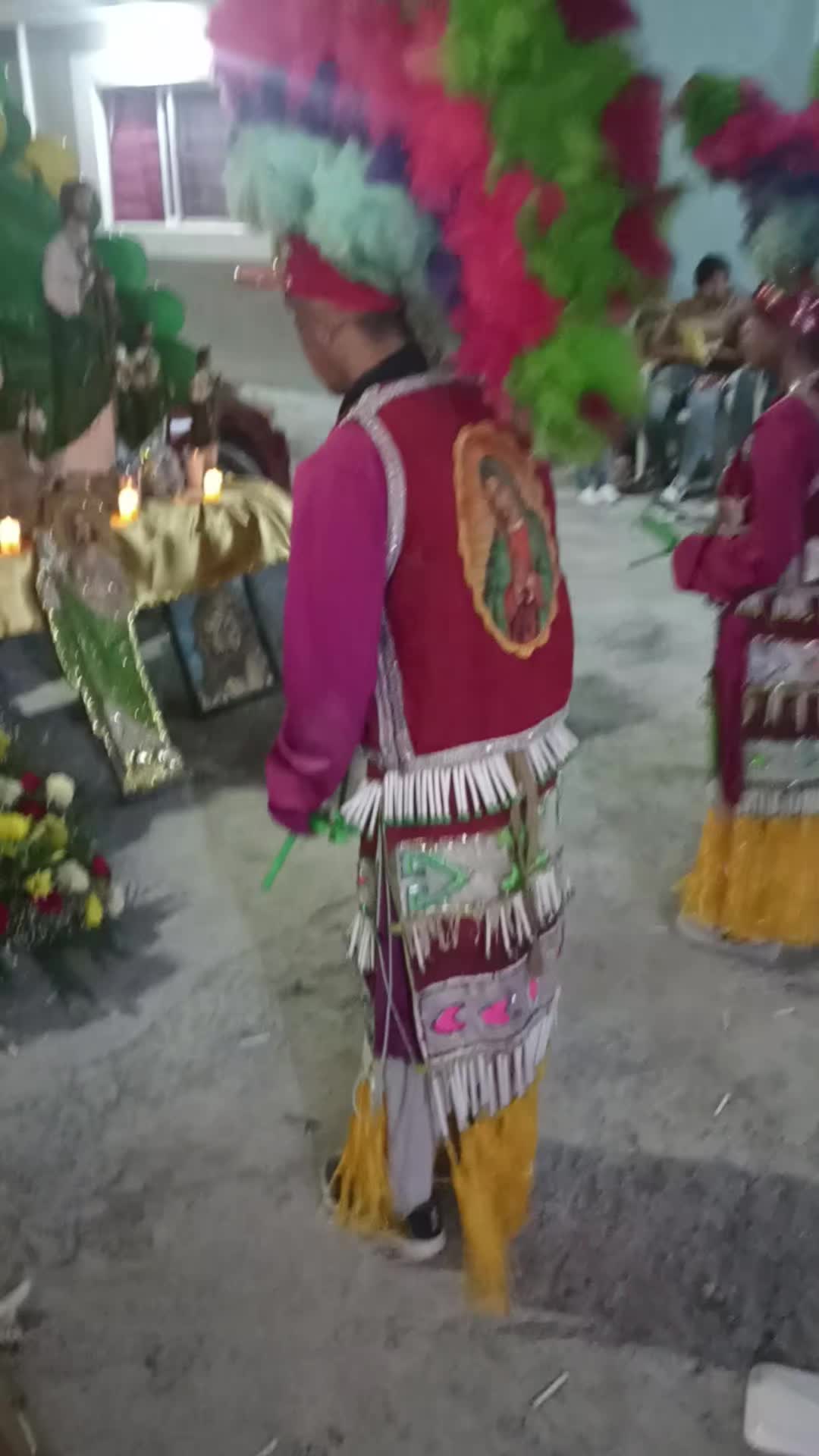 @L&uuml;&iacute;&iacute;s R&aacute;ng&egrave;L
