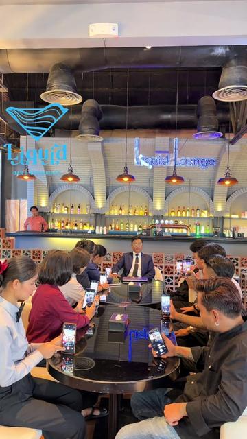 @Liquid Bar & Restaurant