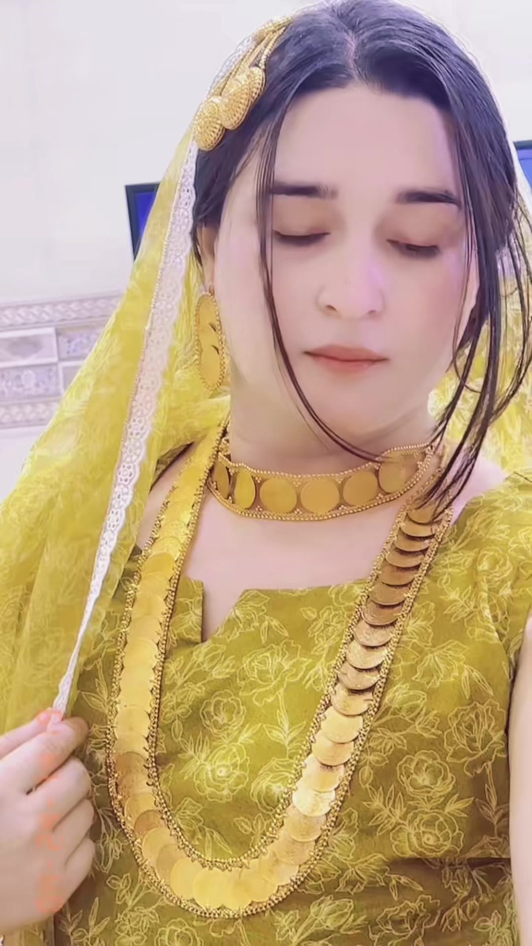 @Miss Mardan