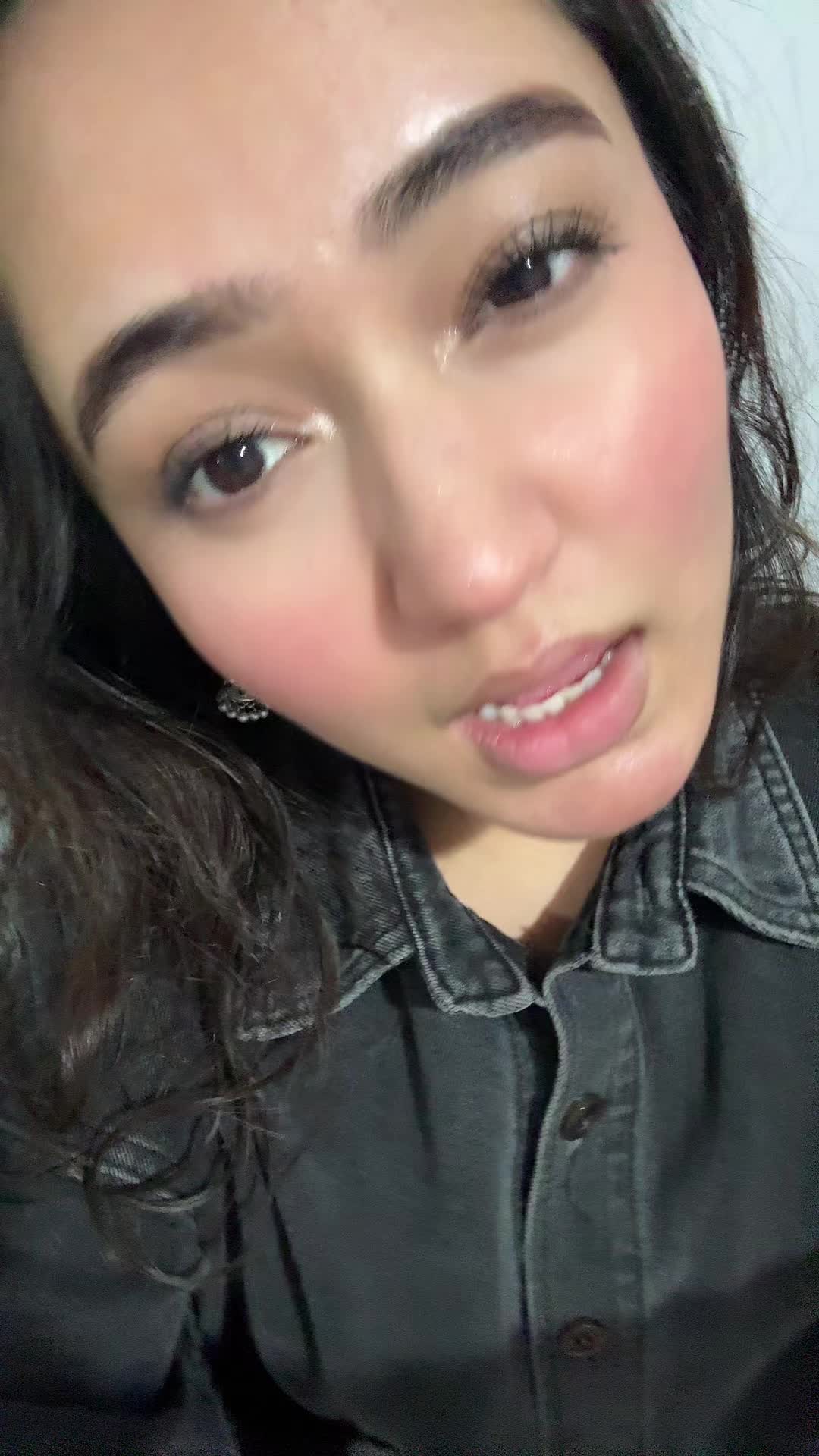 @Esther Siwa