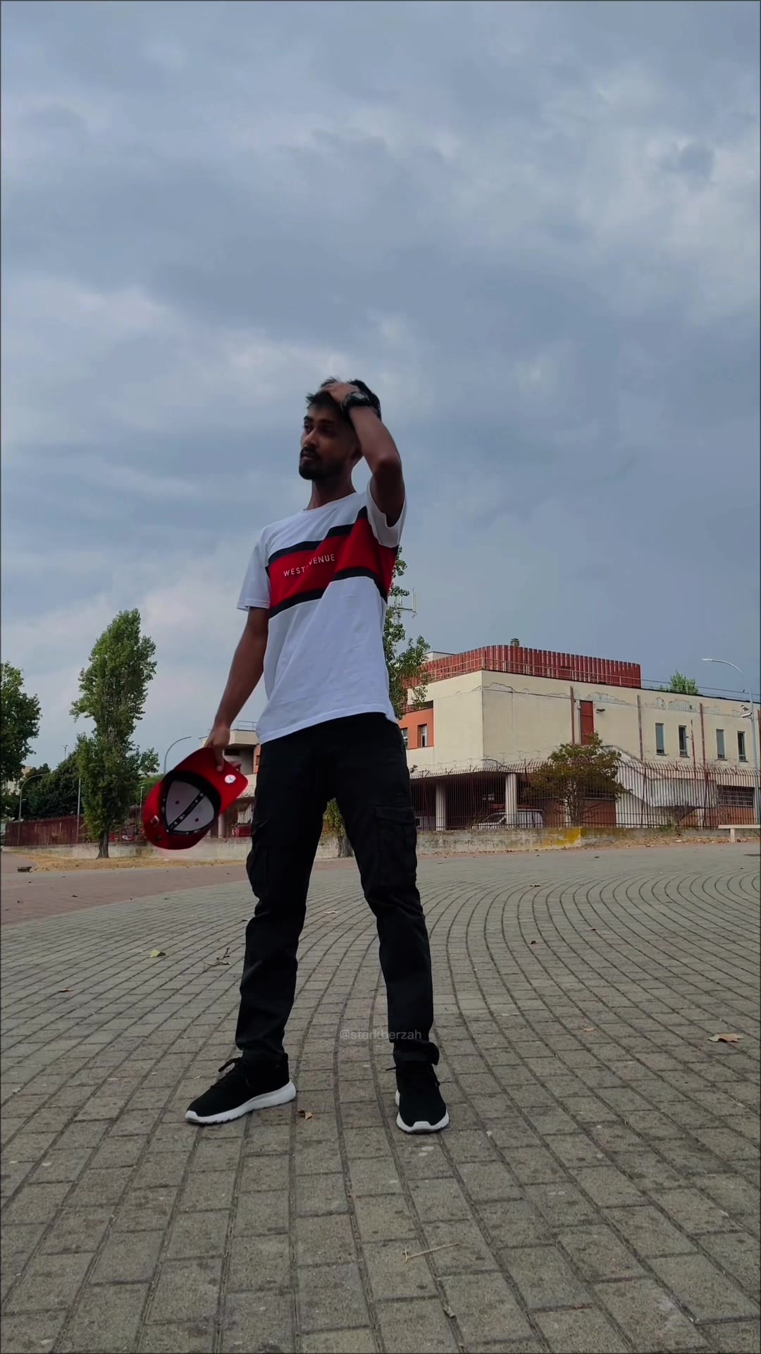 @DiMpLe_BoY_🧑&zwj;🇱🇰|🇮🇹