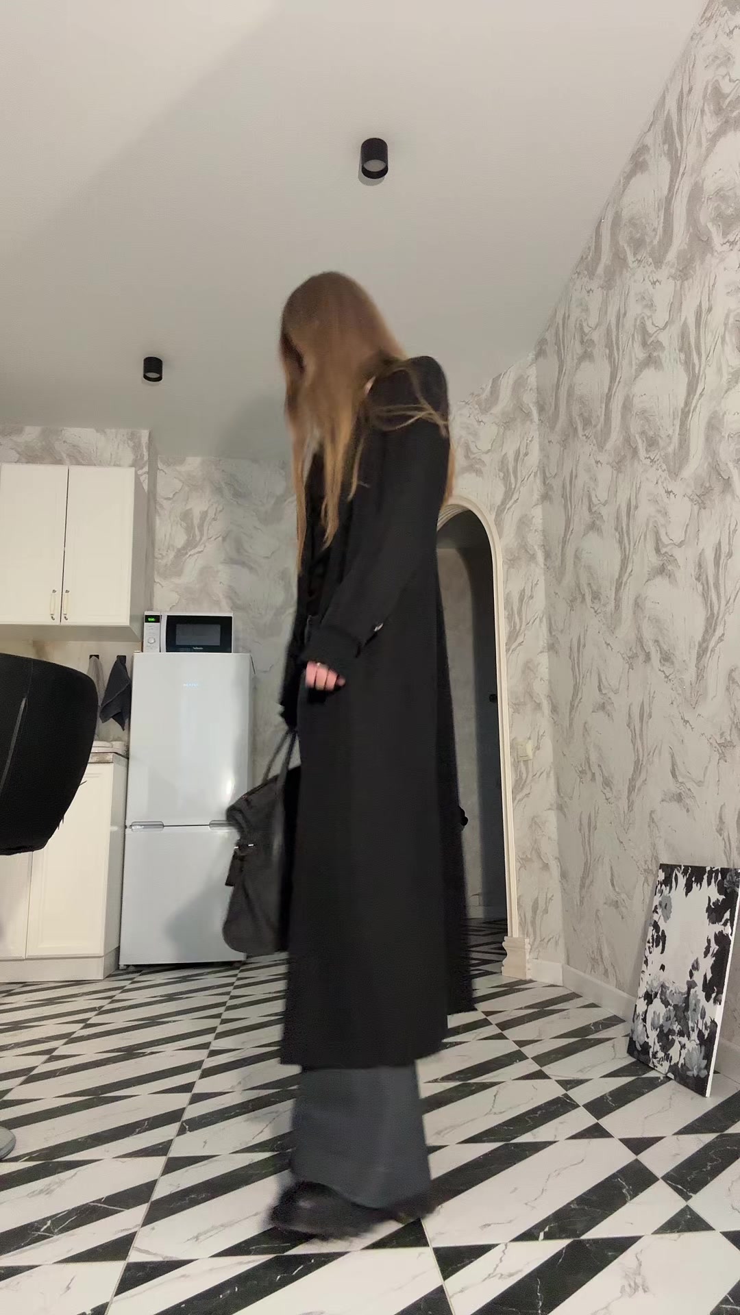 @лиза.