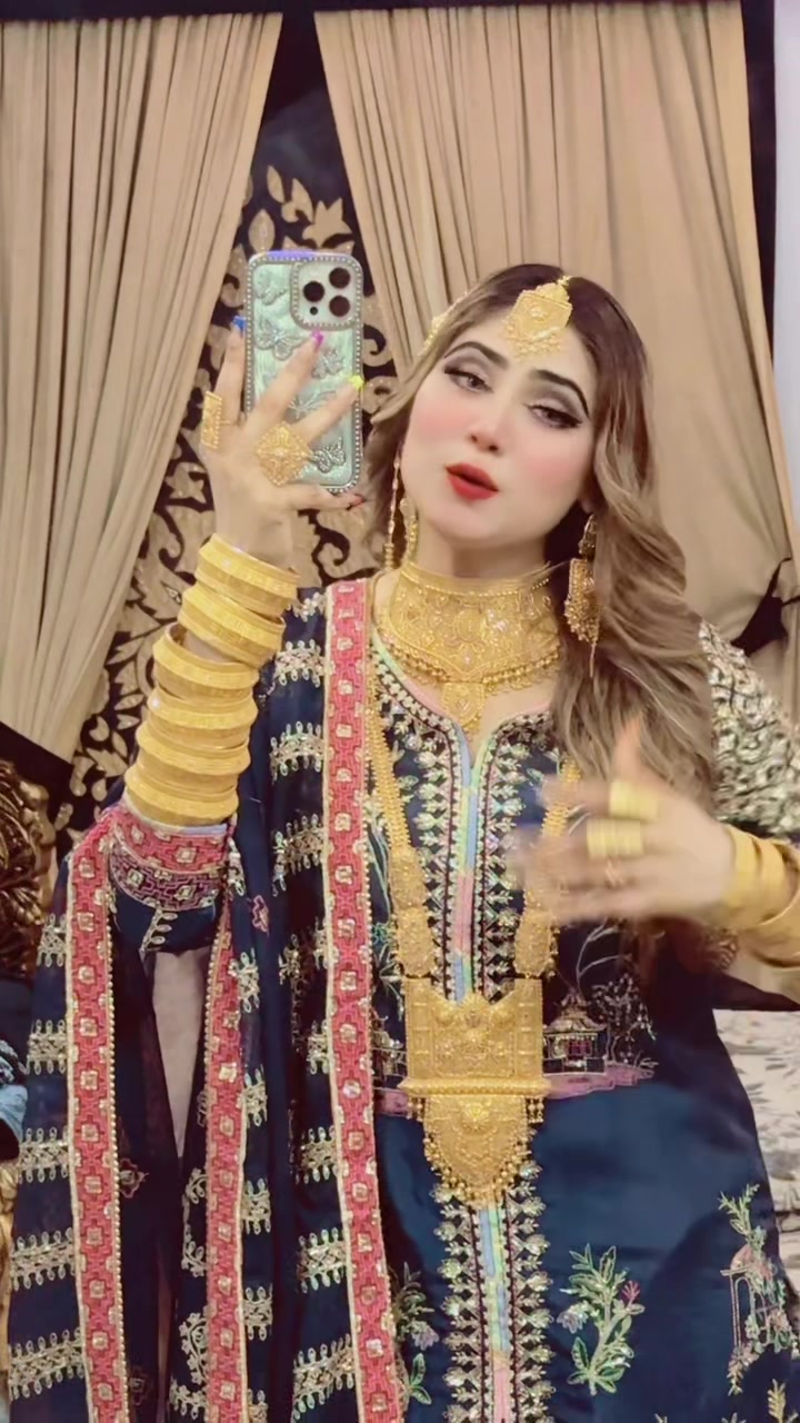 @Reema Khan