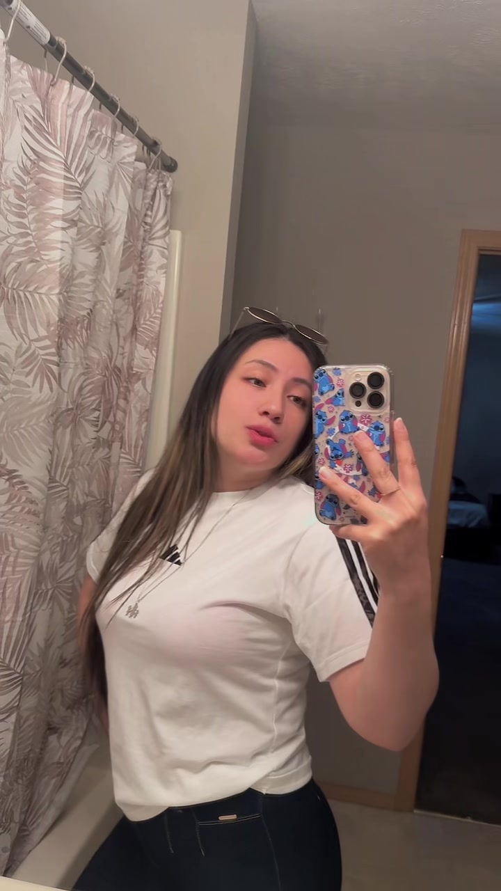 @Alejandra Castro ✨