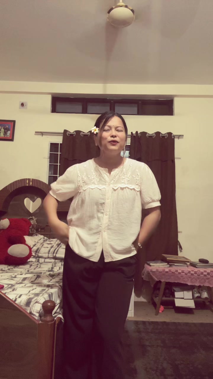 @लाहुरेनी🦋🦅🎭💫