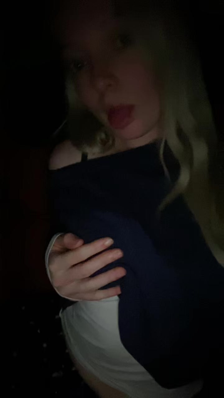 @🍸🎆L