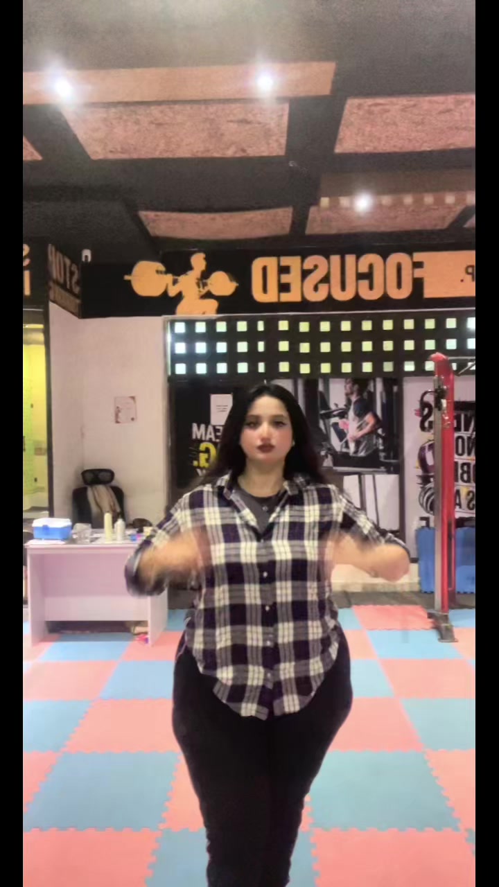 @cheekupeeku2