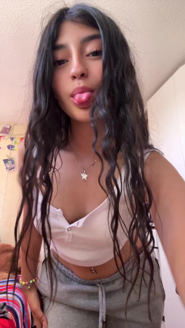 @𝐆𝐢𝐫𝐥_𝐓𝐞𝐟𝐲