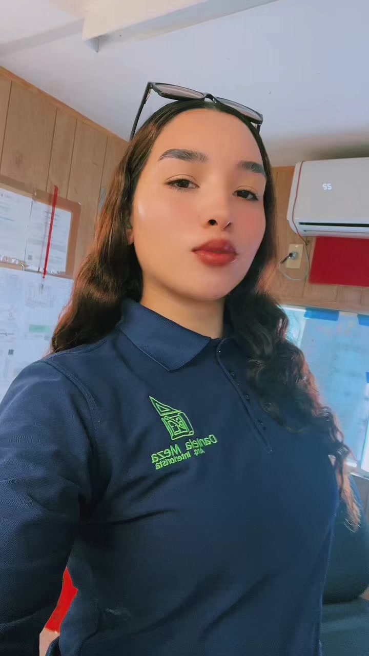 @D a n i i f i t⚡️👷🏻♀️