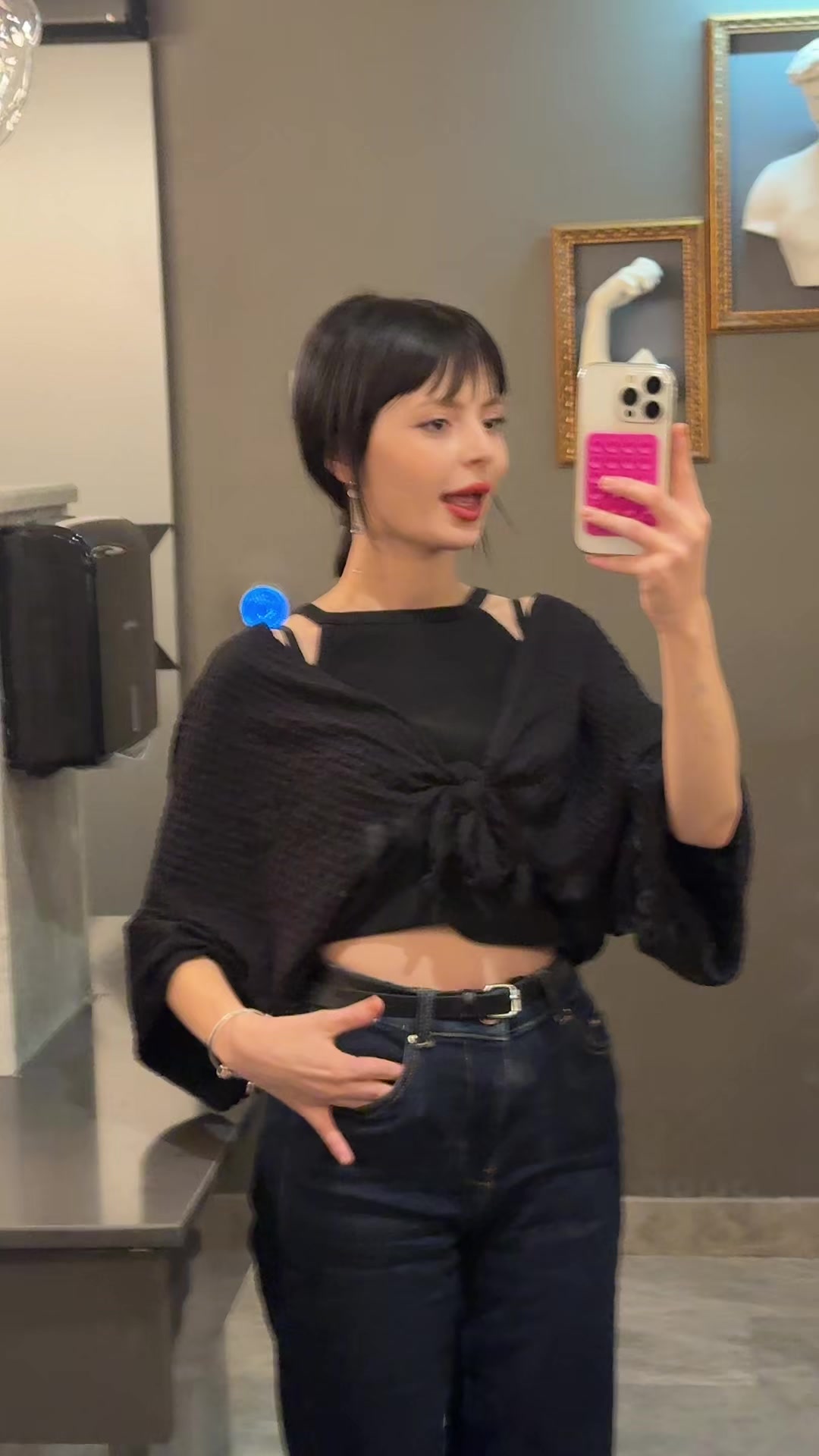 @Oya