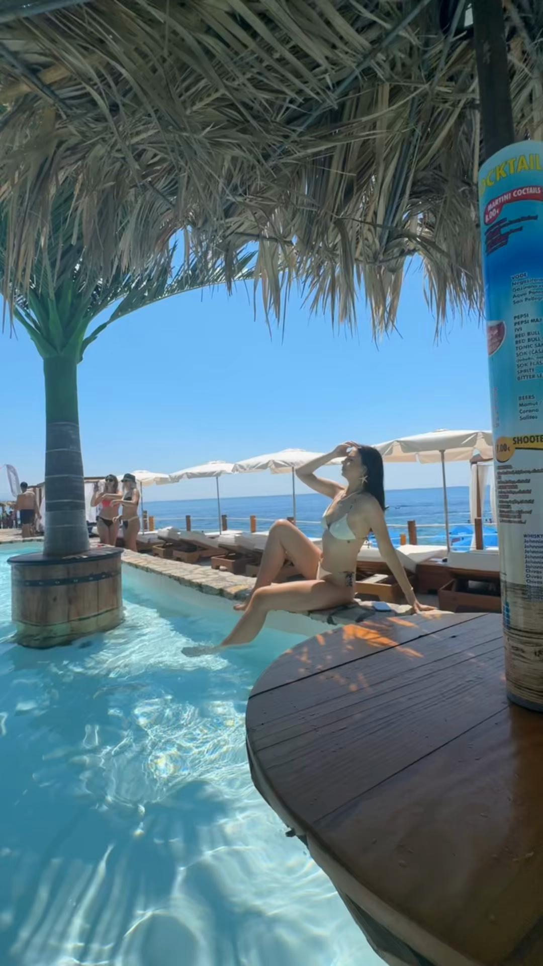 @Sanela Sani