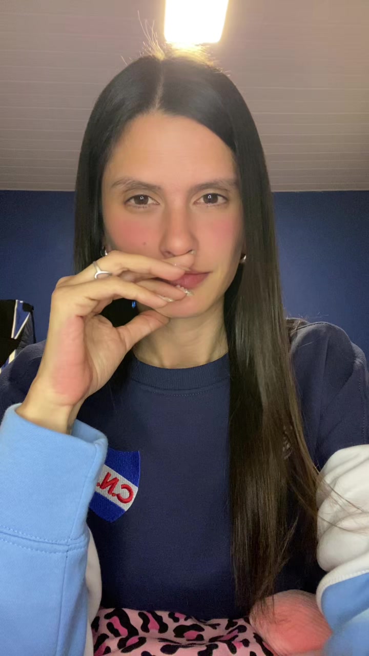 @popi_gutierrez