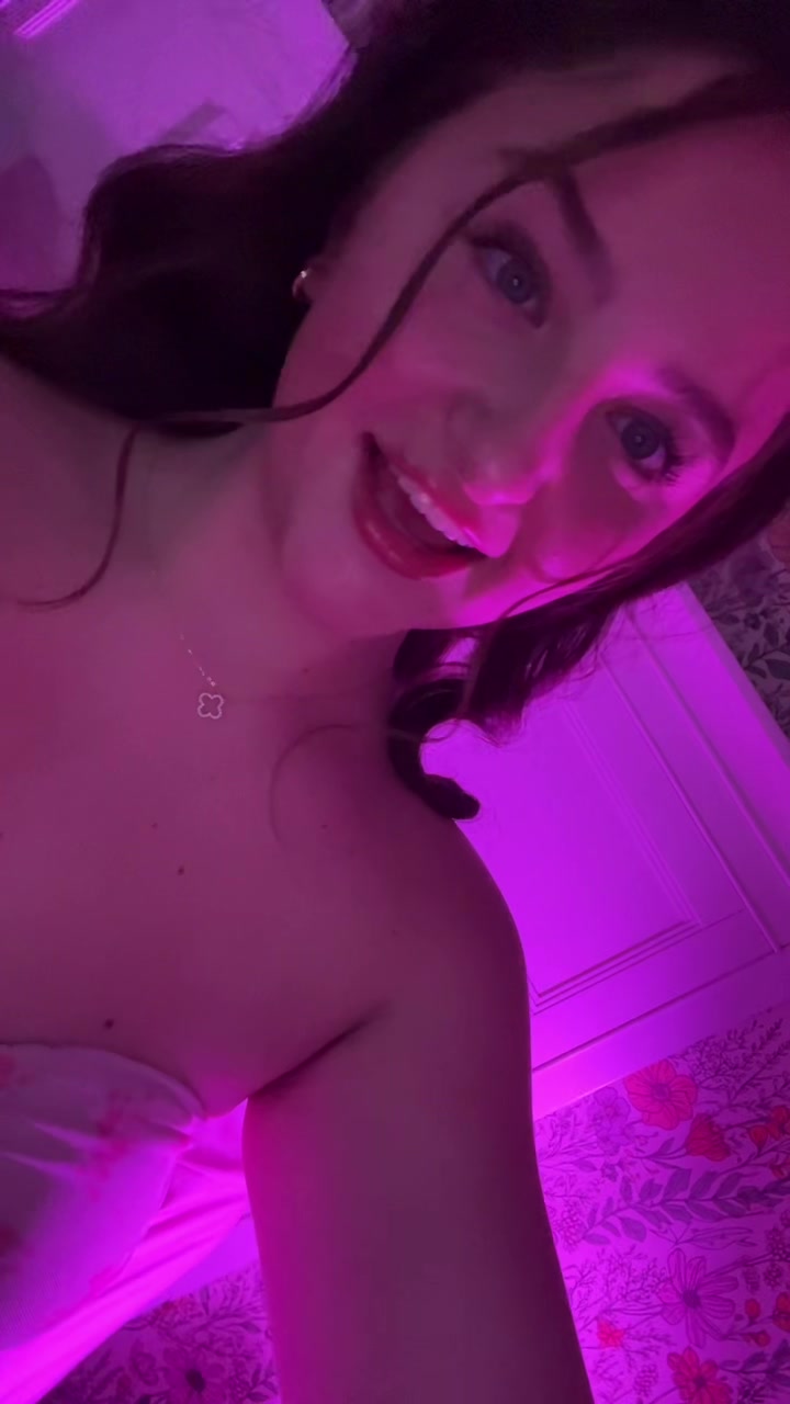 @Claire_friars