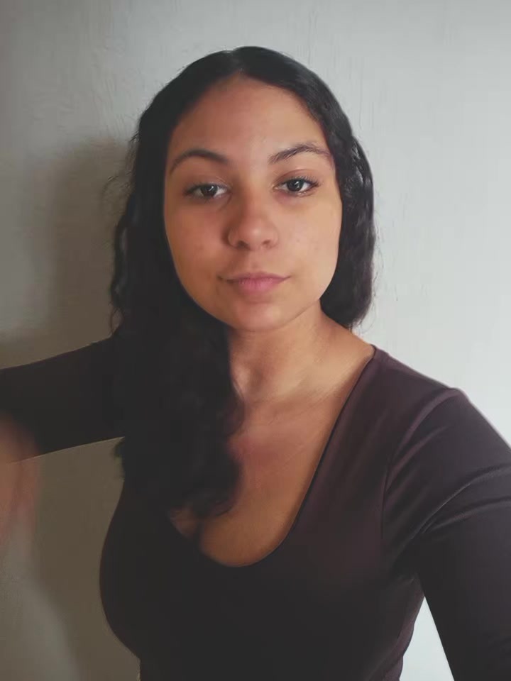 @anavihh
