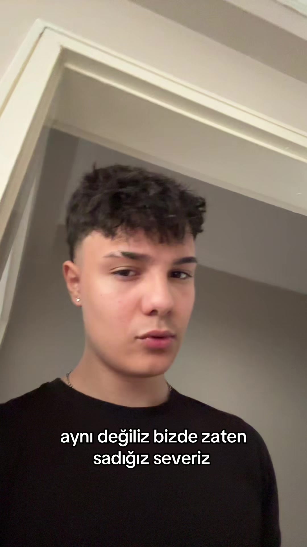 @Efekoz             🪳