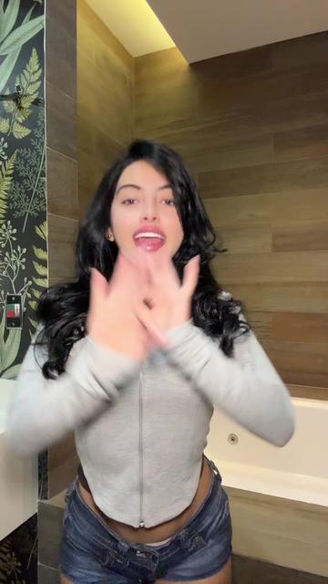 @Laura Sofía