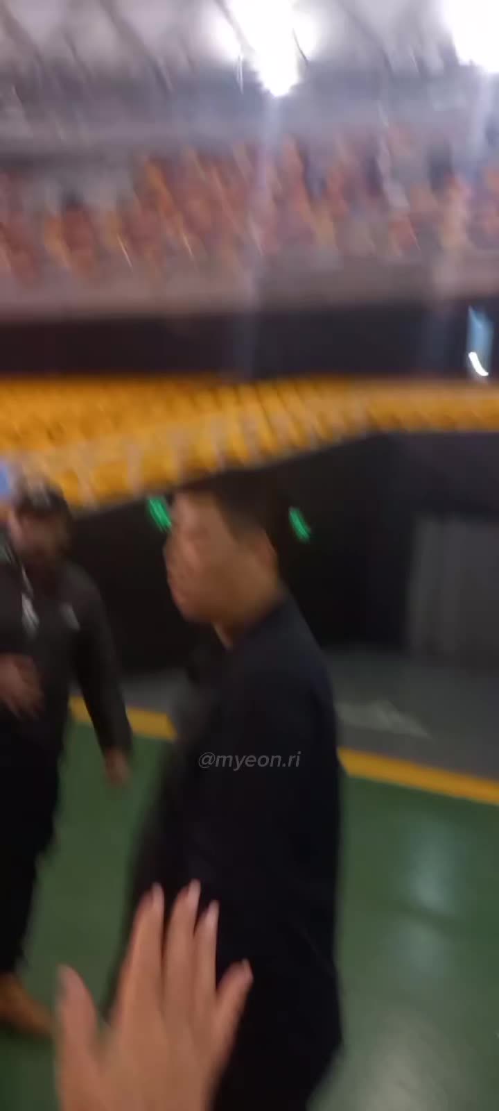 @myeonri.dari