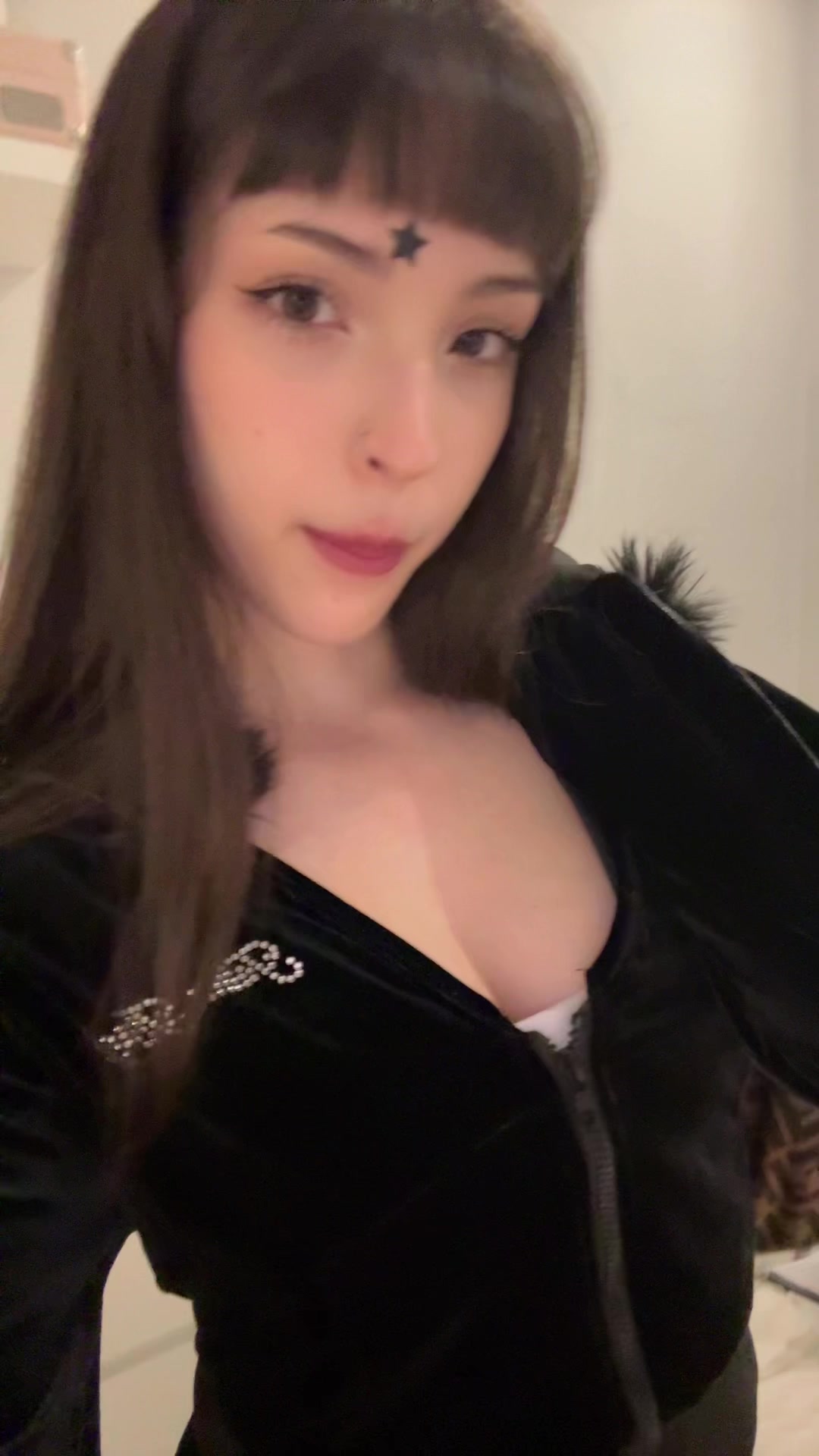 @Ana