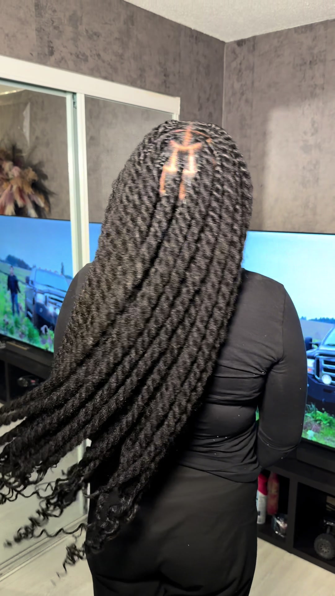 @DERA HAIRSTYLES