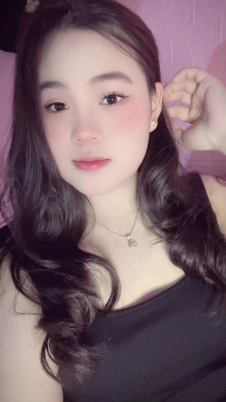 @Th&uacute;y hằng🫧