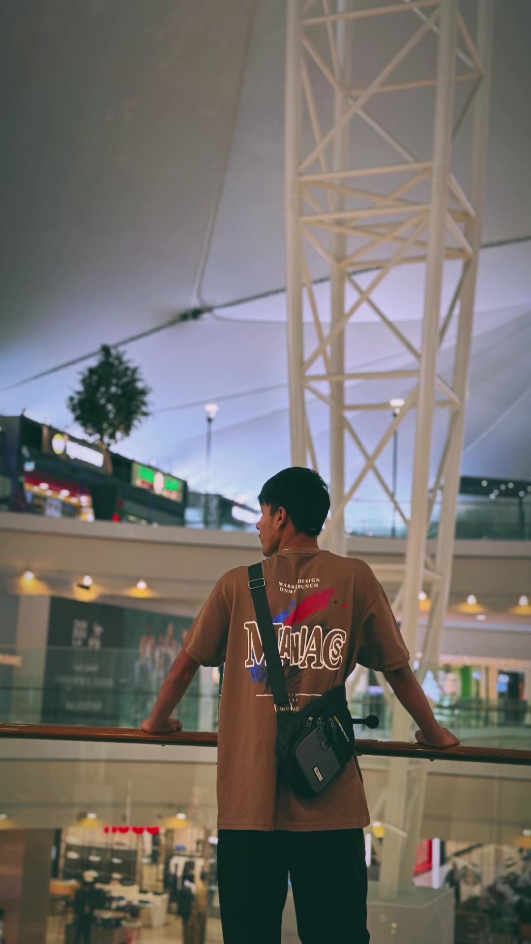 @ICE ☮️🎶💎